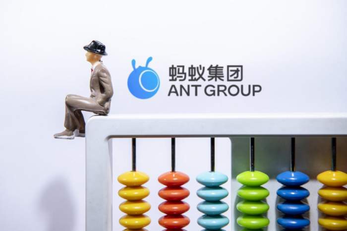 蚂蚁集团副总裁，蚂蚁国际CTO达杭离职