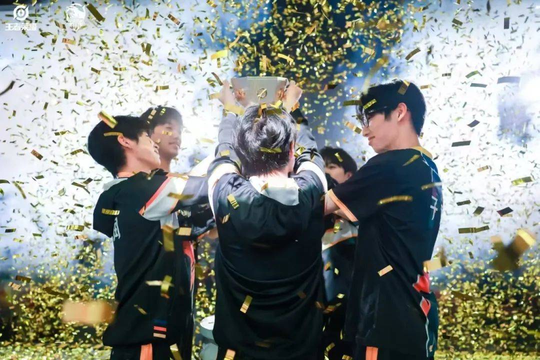 宝安小伙创造历史！中国首位斯诺克世锦赛冠军！| 早安，宝安