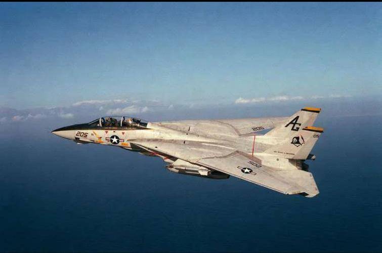 激战1小时，伊朗F-14锁定F-35！20亿欧元资金到位，购买歼-10还来得及吗？