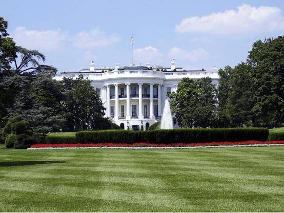 特朗普大战美联储，币圈“遭殃”