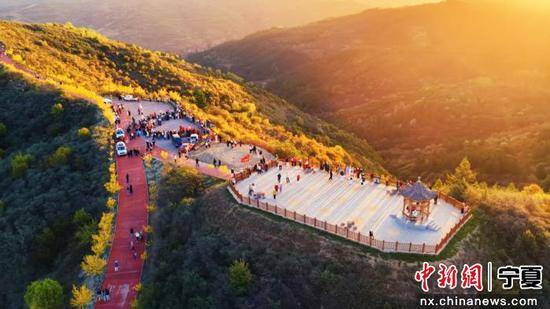 宁夏泾源“五一”假期强势“圈粉” 生态赋能旅游提质升级